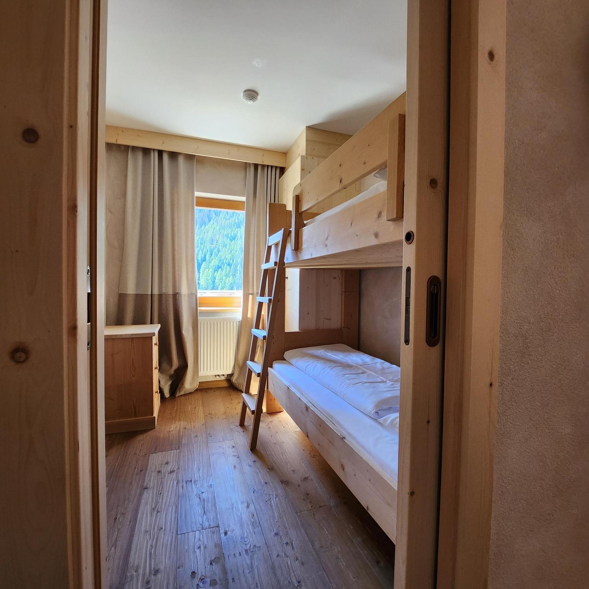 Family And Wellness Residence Ciasa Antersies San Cassiano  Exterior foto